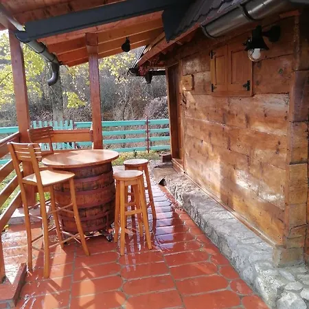 Kucica Na Visu * Cajetina (Zlatibor)